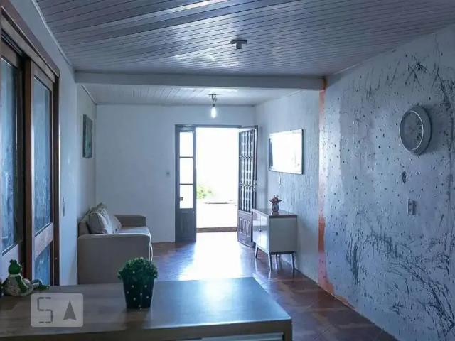 Casa / Sobrado para Venda em Porto Alegre/RS Santo Antônio 3 Quartos