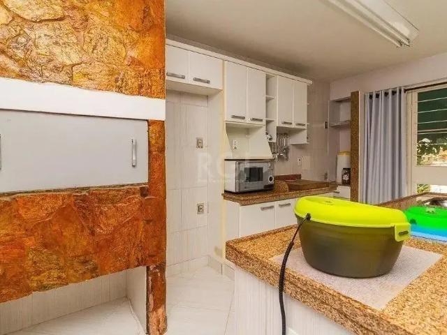 Casa / Sobrado para Venda em Porto Alegre/RS Santo Antônio 3 Quartos