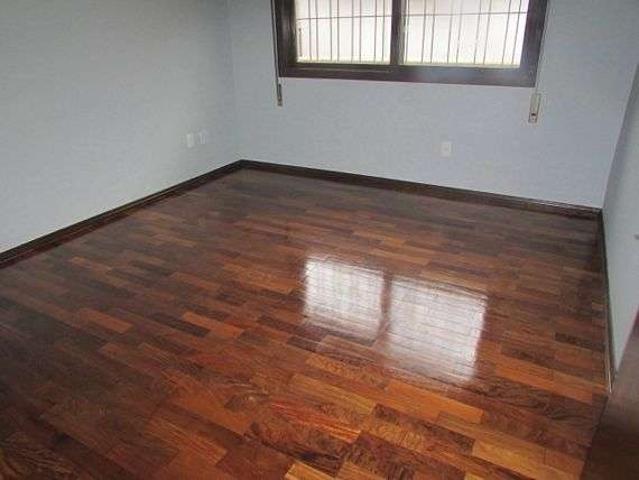 Casa / Sobrado para Venda em Porto Alegre/RS Santo Antônio 4 Quartos