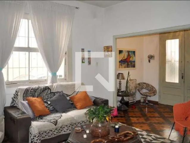 Casa / Sobrado para Venda em Porto Alegre/RS Santo Antônio 4 Quartos