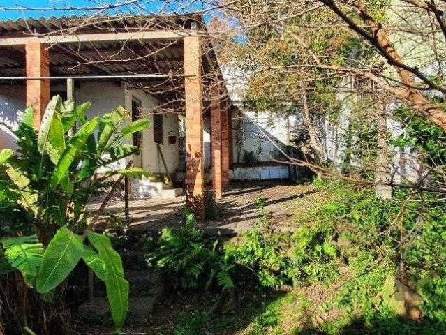 Casa / Sobrado para Venda em Porto Alegre/RS Santo Antônio 4 Quartos