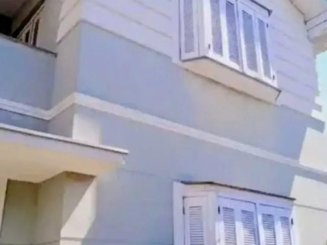 Casa / Sobrado para Venda em Porto Alegre/RS Santo Antônio 5 Quartos