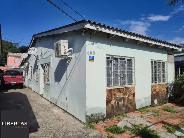 Casa / Sobrado para Venda em Porto Alegre/RS Santo Antônio 8 Quartos
