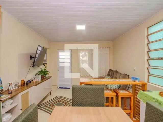 Casa / Sobrado para Venda em Porto Alegre/RS Sarandi 1 Quartos