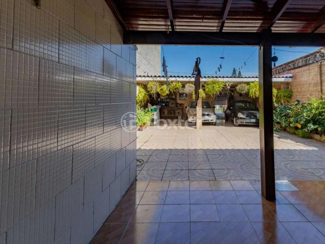 Casa / Sobrado para Venda em Porto Alegre/RS Sarandi 2 Quartos