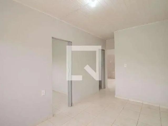 Casa / Sobrado para Venda em Porto Alegre/RS Sarandi 2 Quartos