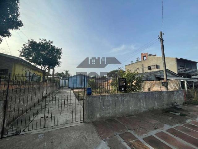 Casa / Sobrado para Venda em Porto Alegre/RS Sarandi 2 Quartos