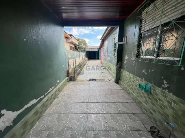 Casa / Sobrado para Venda em Porto Alegre/RS Sarandi 2 Quartos