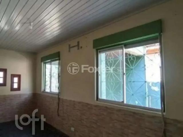Casa / Sobrado para Venda em Porto Alegre/RS Sarandi 2 Quartos
