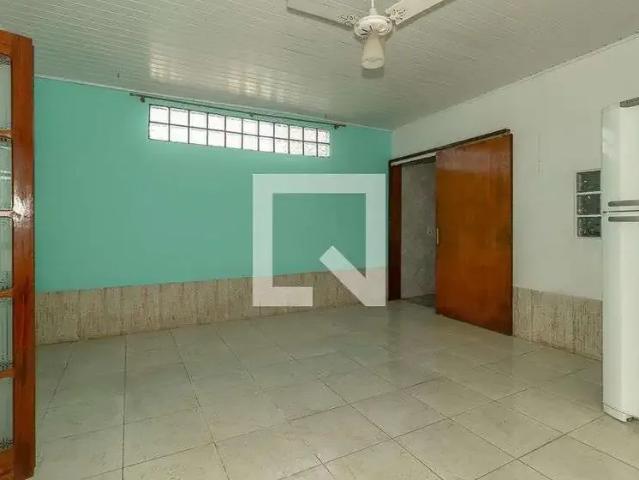 Casa / Sobrado para Venda em Porto Alegre/RS Sarandi 2 Quartos