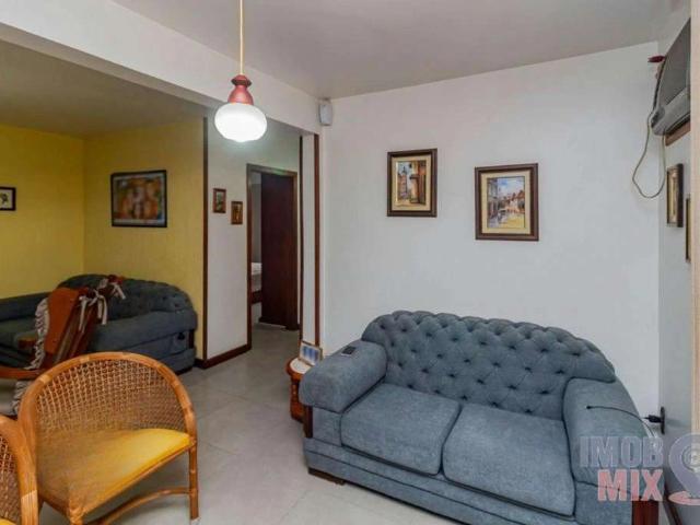 Casa / Sobrado para Venda em Porto Alegre/RS Sarandi 2 Quartos
