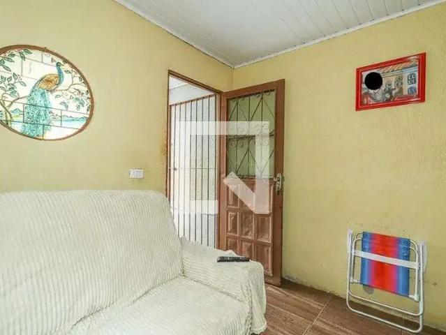 Casa / Sobrado para Venda em Porto Alegre/RS Sarandi 2 Quartos