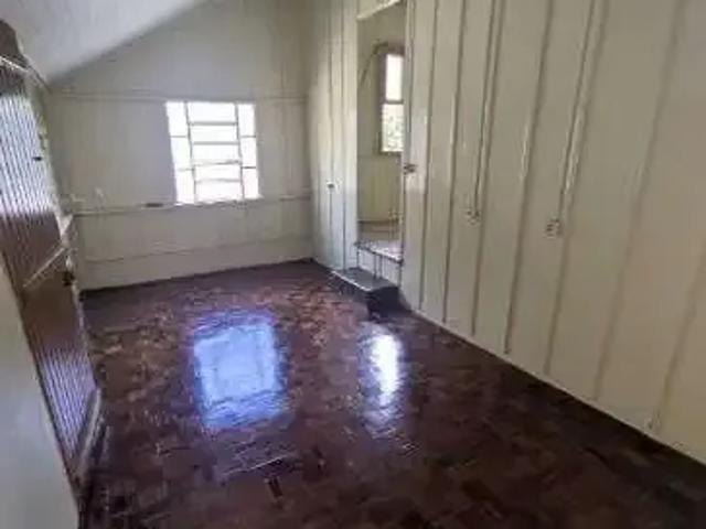 Casa / Sobrado para Venda em Porto Alegre/RS Sarandi 2 Quartos