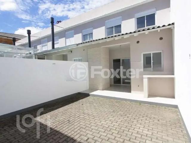 Casa / Sobrado para Venda em Porto Alegre/RS Sarandi 3 Quartos