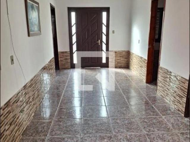 Casa / Sobrado para Venda em Porto Alegre/RS Sarandi 3 Quartos