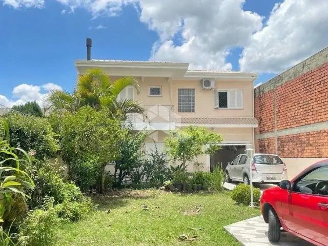 Casa / Sobrado para Venda em Porto Alegre/RS Sarandi 3 Quartos