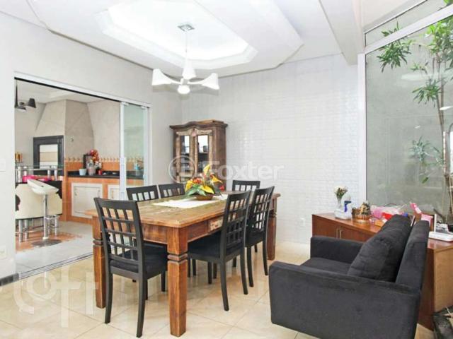 Casa / Sobrado para Venda em Porto Alegre/RS Sarandi 3 Quartos