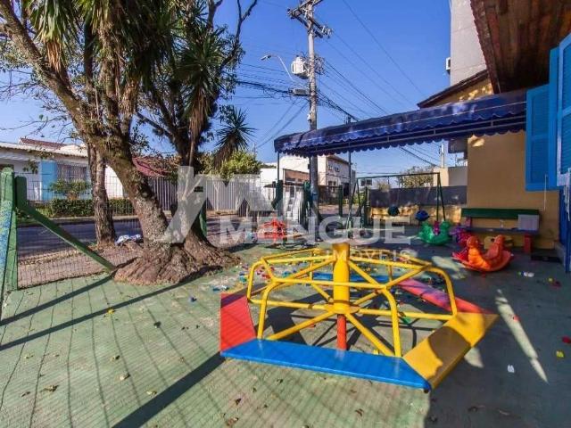 Casa / Sobrado para Venda em Porto Alegre/RS Sarandi 3 Quartos