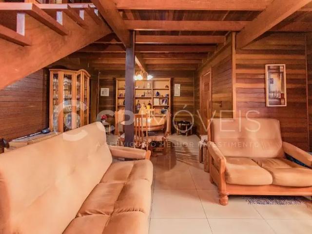 Casa / Sobrado para Venda em Porto Alegre/RS Sarandi 3 Quartos
