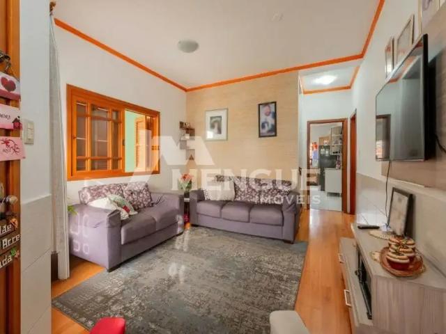 Casa / Sobrado para Venda em Porto Alegre/RS Sarandi 3 Quartos