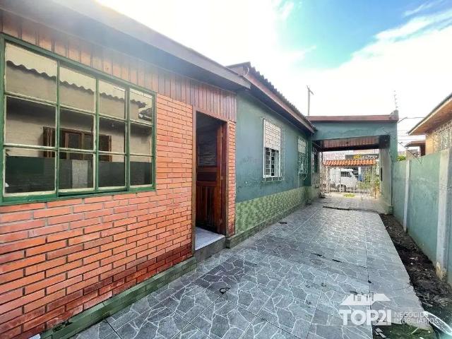 Casa / Sobrado para Venda em Porto Alegre/RS Sarandi 3 Quartos