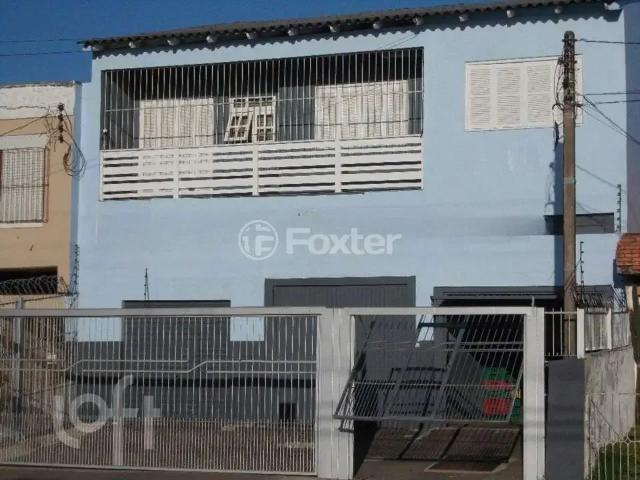 Casa / Sobrado para Venda em Porto Alegre/RS Sarandi 3 Quartos