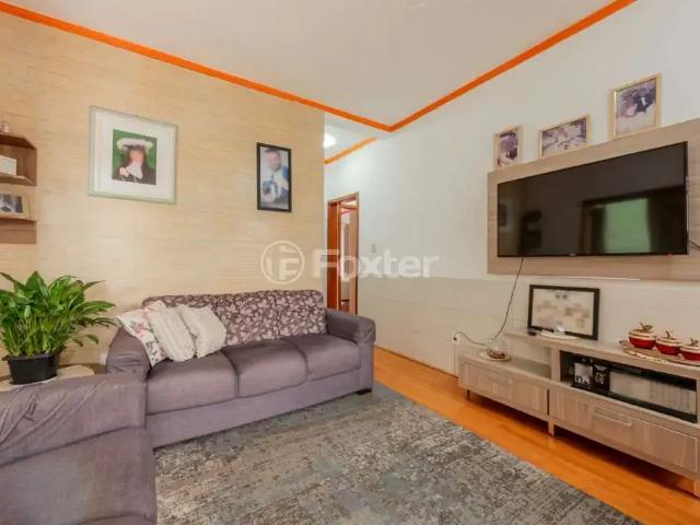 Casa / Sobrado para Venda em Porto Alegre/RS Sarandi 3 Quartos