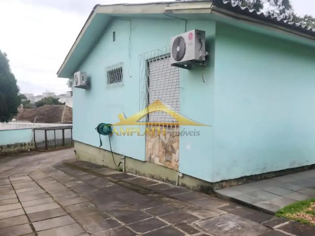 Casa / Sobrado para Venda em Porto Alegre/RS Sarandi 3 Quartos