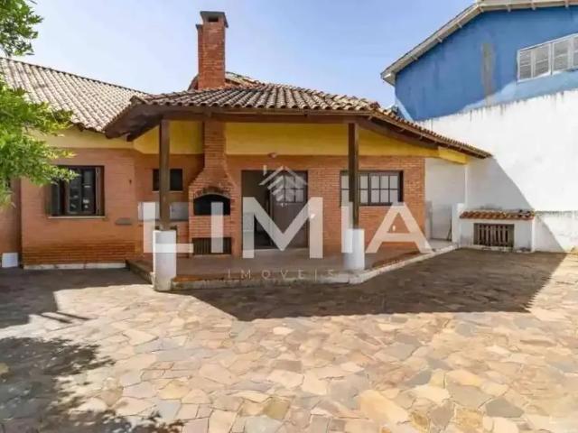 Casa / Sobrado para Venda em Porto Alegre/RS Sarandi 3 Quartos
