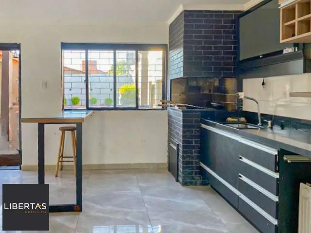 Casa / Sobrado para Venda em Porto Alegre/RS Sarandi 3 Quartos