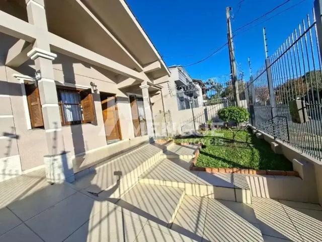 Casa / Sobrado para Venda em Porto Alegre/RS Sarandi 3 Quartos