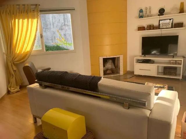 Casa / Sobrado para Venda em Porto Alegre/RS Sarandi 3 Quartos