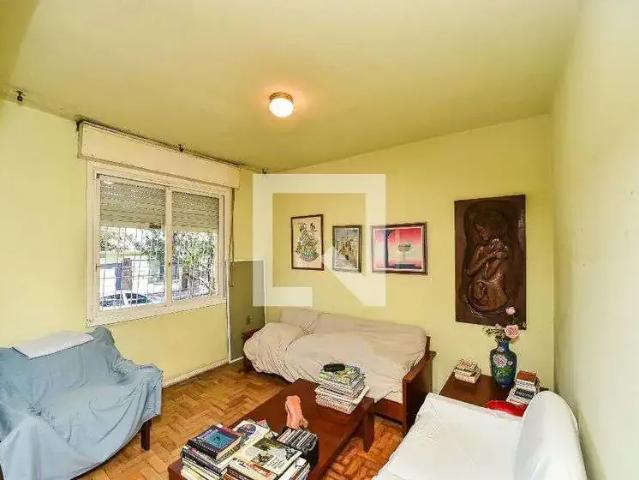 Casa / Sobrado para Venda em Porto Alegre/RS Sarandi 3 Quartos