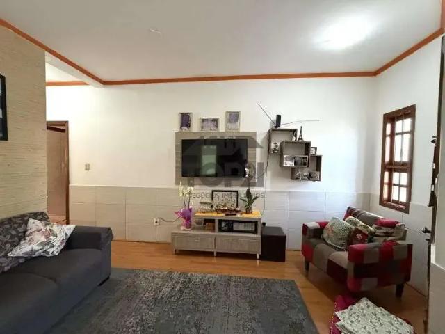 Casa / Sobrado para Venda em Porto Alegre/RS Sarandi 3 Quartos