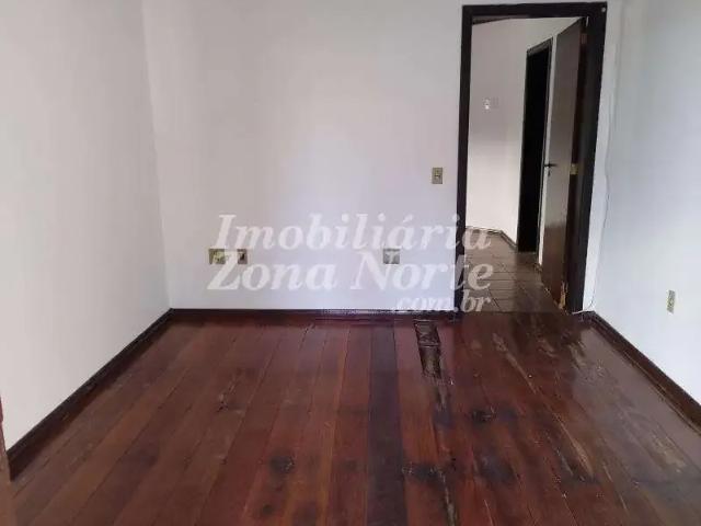 Casa / Sobrado para Venda em Porto Alegre/RS Sarandi 3 Quartos