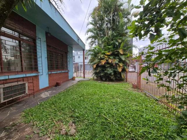 Casa / Sobrado para Venda em Porto Alegre/RS Sarandi 3 Quartos