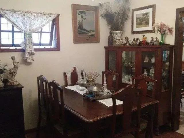 Casa / Sobrado para Venda em Porto Alegre/RS Sarandi 3 Quartos