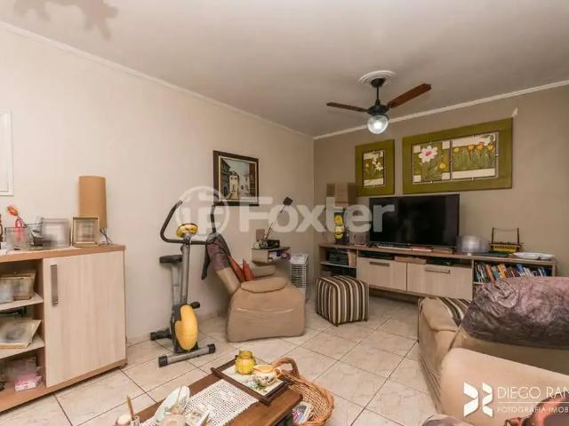 Casa / Sobrado para Venda em Porto Alegre/RS Sarandi 3 Quartos