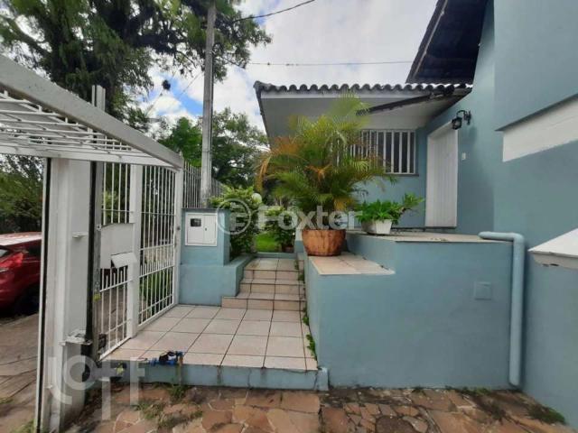 Casa / Sobrado para Venda em Porto Alegre/RS Sarandi 3 Quartos