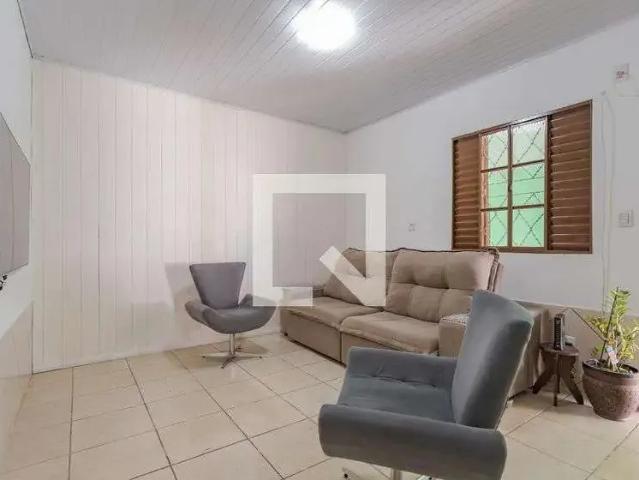 Casa / Sobrado para Venda em Porto Alegre/RS Sarandi 3 Quartos