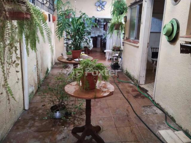 Casa / Sobrado para Venda em Porto Alegre/RS Sarandi 3 Quartos