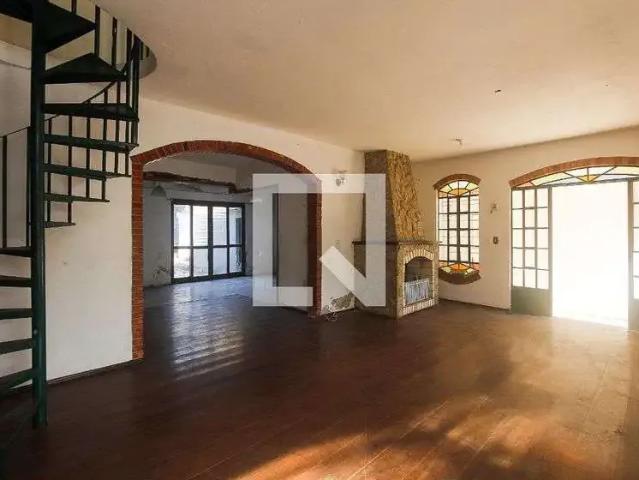 Casa / Sobrado para Venda em Porto Alegre/RS Sarandi 3 Quartos