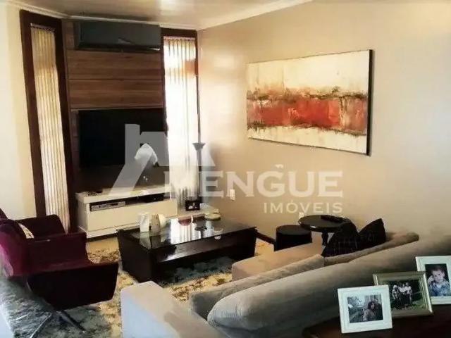Casa / Sobrado para Venda em Porto Alegre/RS Sarandi 4 Quartos