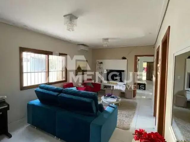 Casa / Sobrado para Venda em Porto Alegre/RS Sarandi 4 Quartos