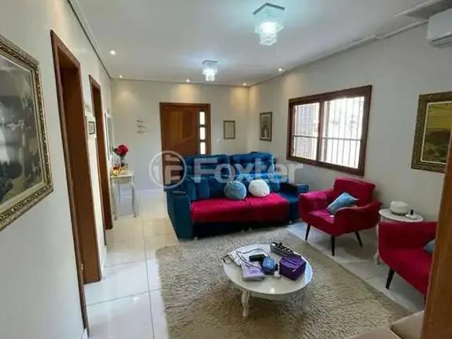 Casa / Sobrado para Venda em Porto Alegre/RS Sarandi 4 Quartos