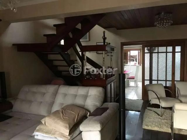 Casa / Sobrado para Venda em Porto Alegre/RS Sarandi 4 Quartos