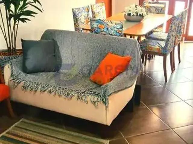 Casa / Sobrado para Venda em Porto Alegre/RS Sarandi 4 Quartos