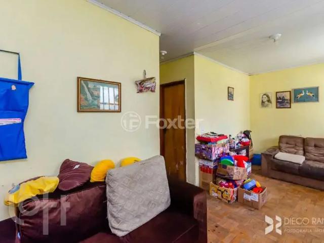 Casa / Sobrado para Venda em Porto Alegre/RS Sarandi 4 Quartos