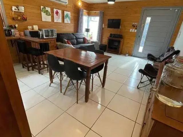 Casa / Sobrado para Venda em Porto Alegre/RS Sarandi 4 Quartos