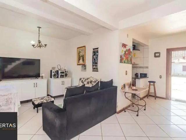 Casa / Sobrado para Venda em Porto Alegre/RS Sarandi 4 Quartos